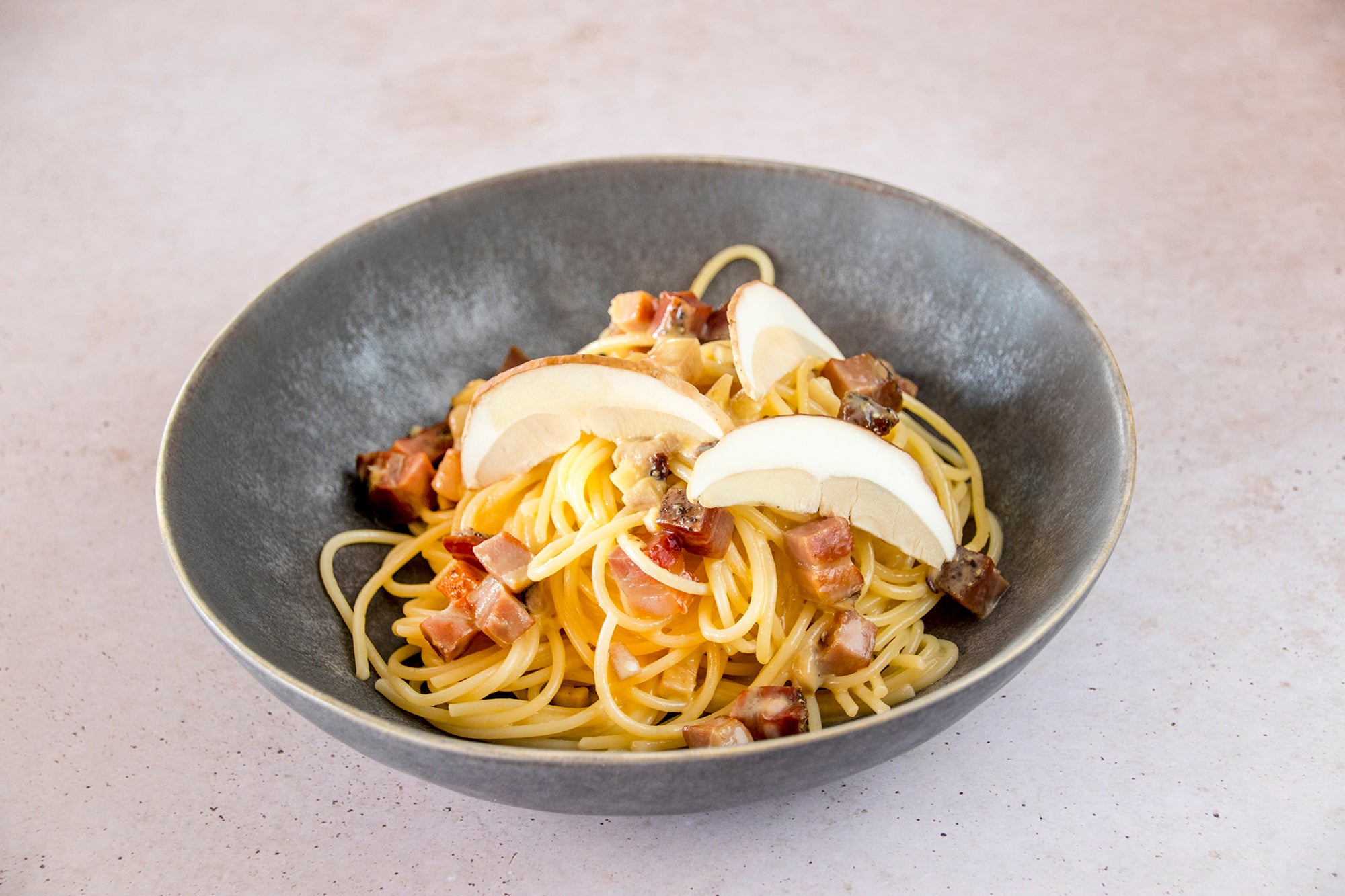 Recipe with boletus: Carbonara with boletus
 &ndash; LAUMONT UK