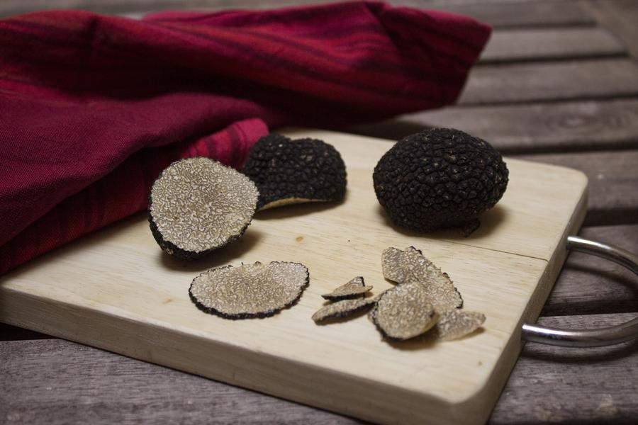What do truffles taste like? LAUMONT UK