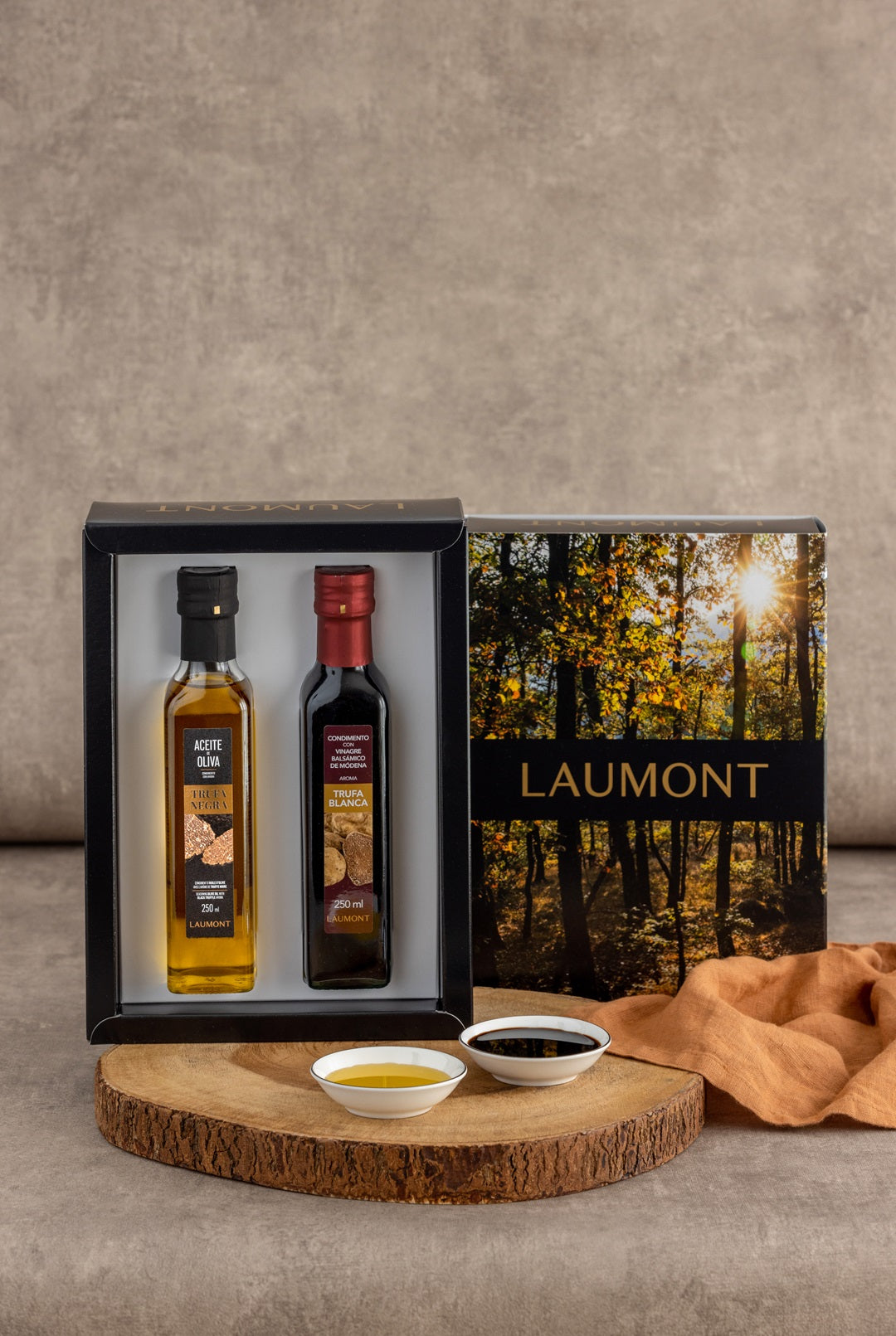 Gourmet Pack: Black Truffle Oil + White Truffle Vinegar