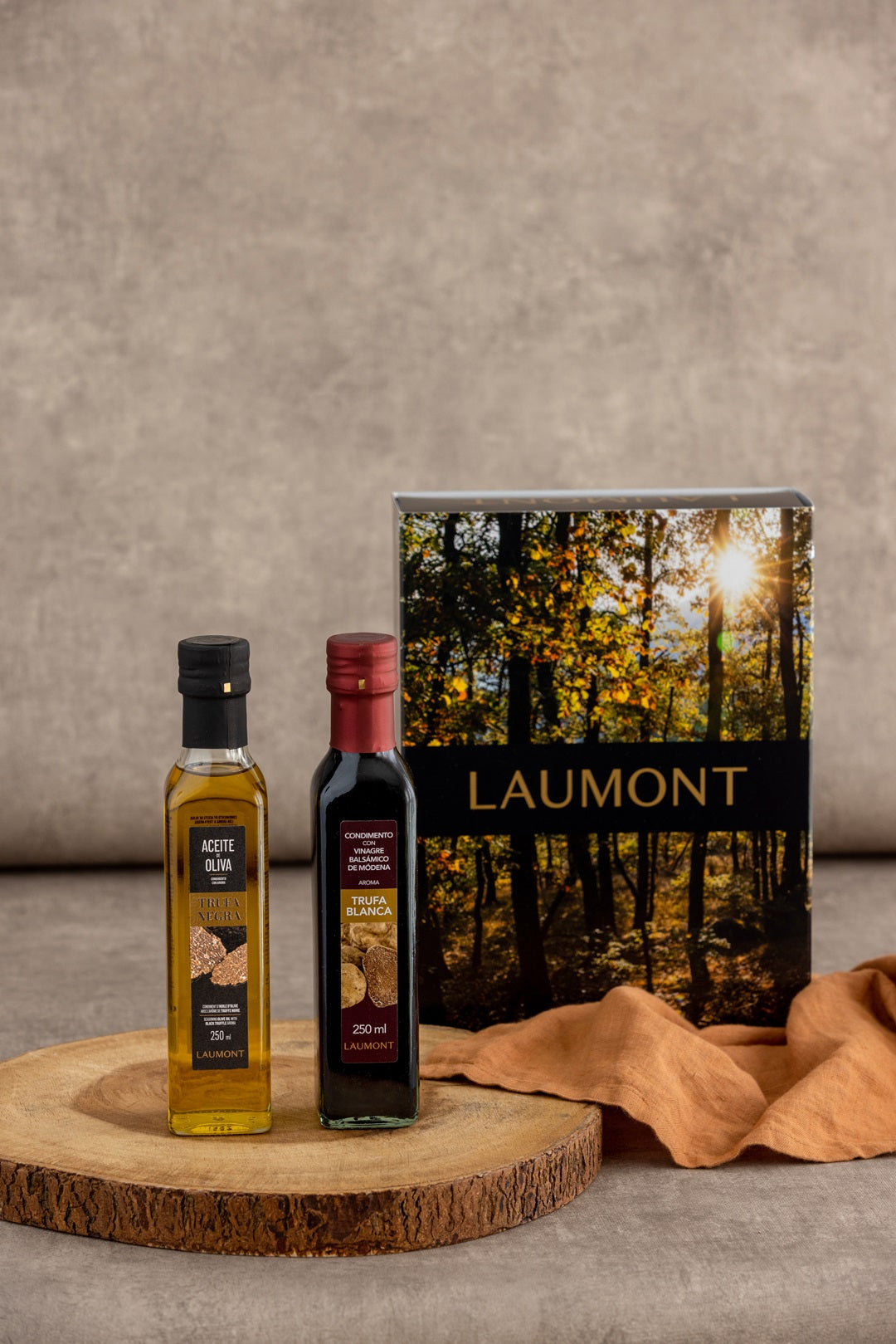 Gourmet Pack: Black Truffle Oil + White Truffle Vinegar